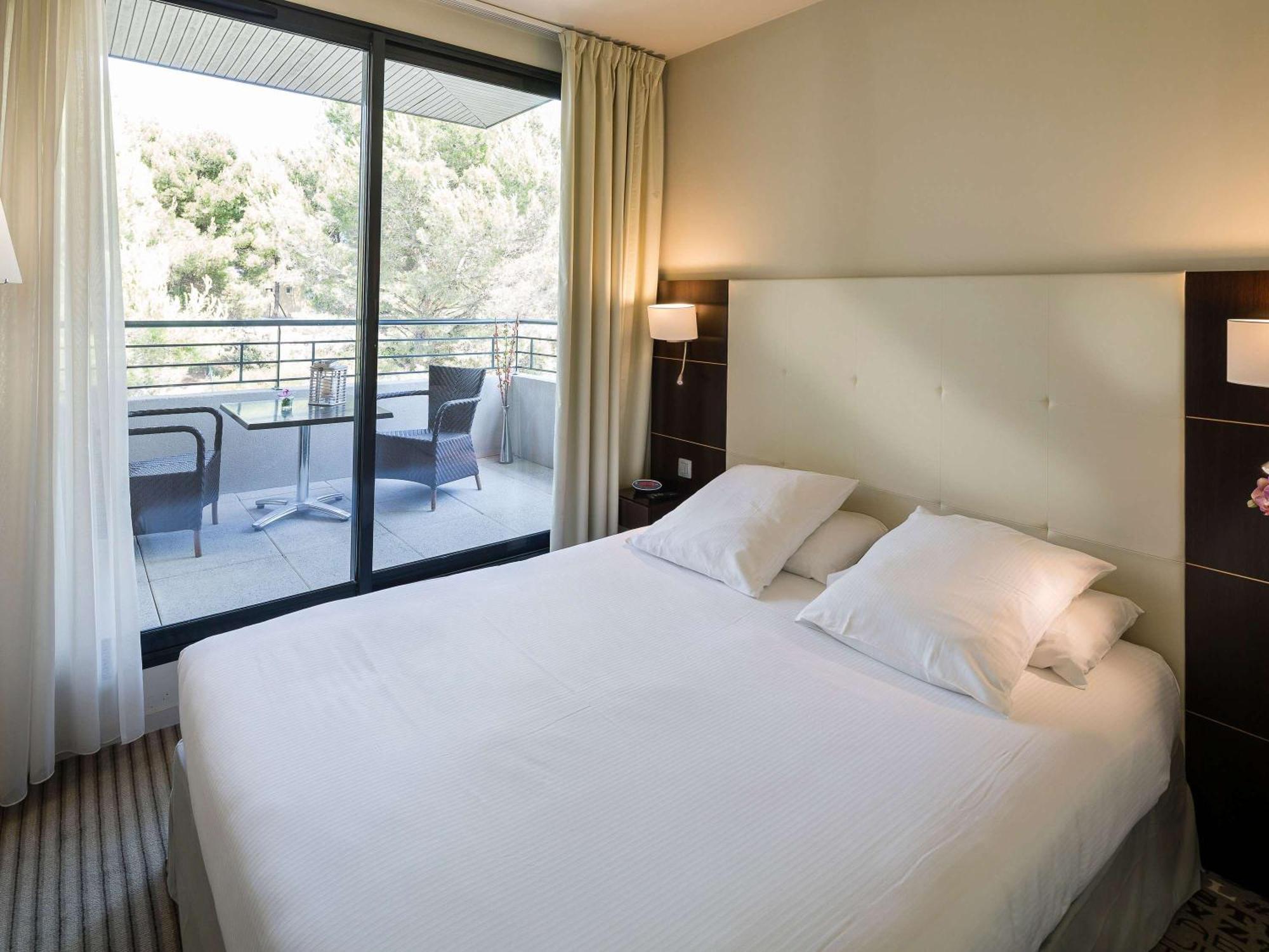 Mercure Aix-En-Provence La Duranne Gare Tgv Dış mekan fotoğraf