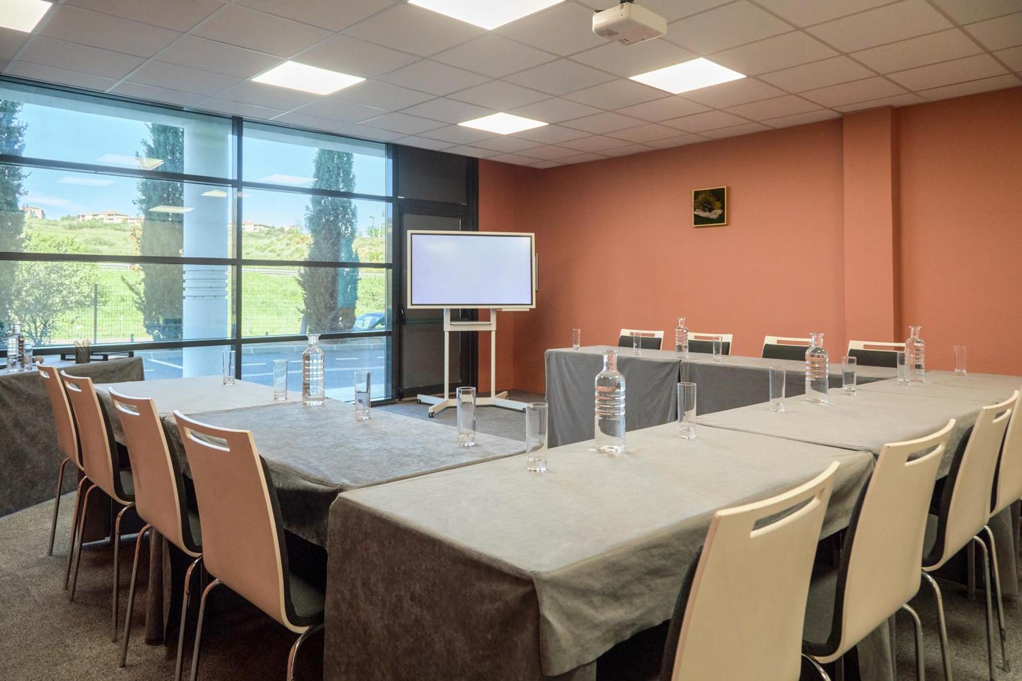 Mercure Aix-En-Provence La Duranne Gare Tgv Dış mekan fotoğraf