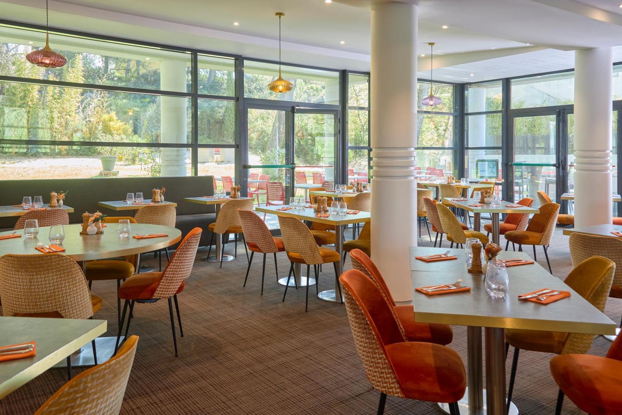 Mercure Aix-En-Provence La Duranne Gare Tgv Dış mekan fotoğraf