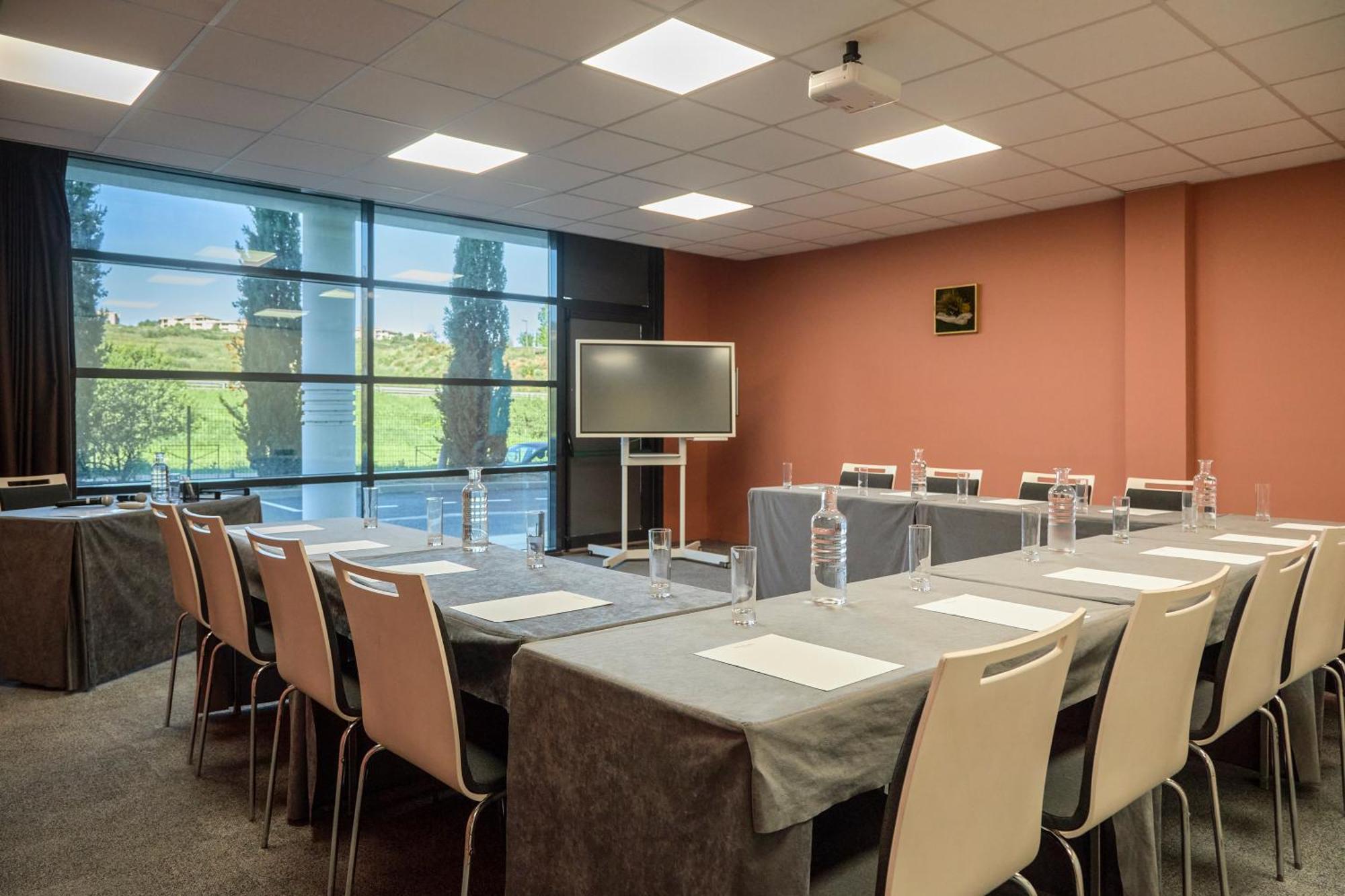 Mercure Aix-En-Provence La Duranne Gare Tgv Dış mekan fotoğraf